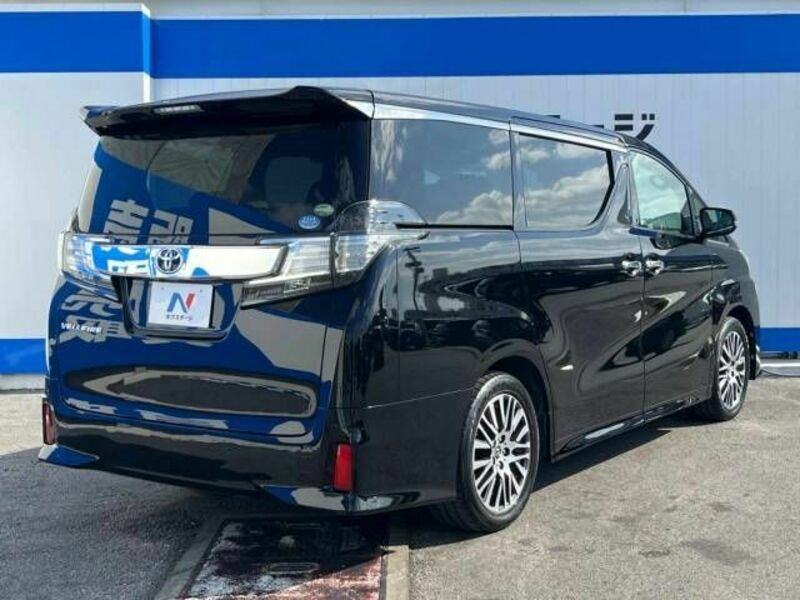 VELLFIRE-18