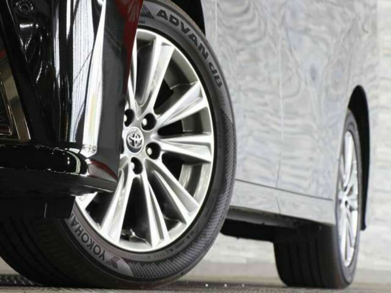 VELLFIRE-17