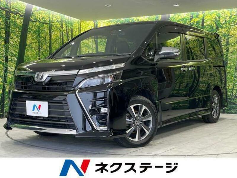 TOYOTA　VOXY