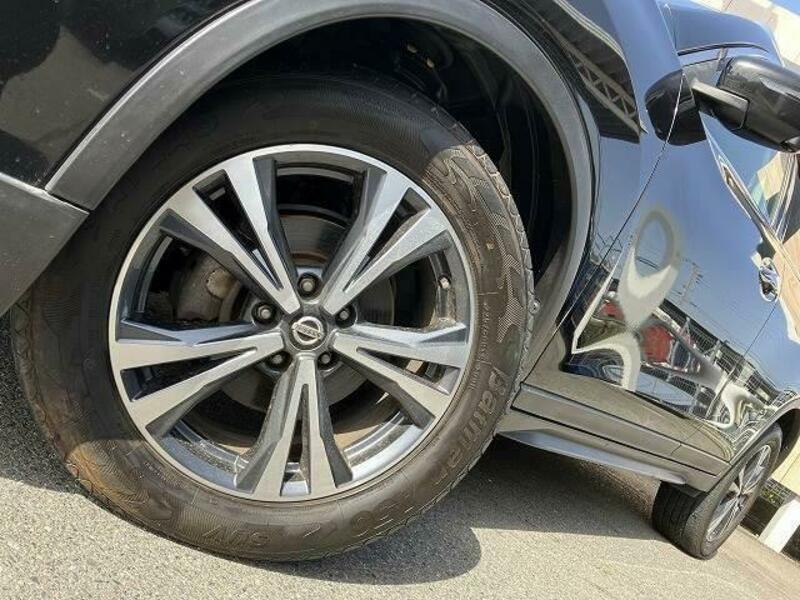 X-TRAIL-18