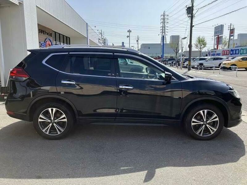 X-TRAIL-14