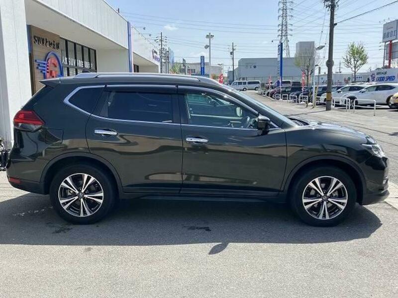 X-TRAIL-14