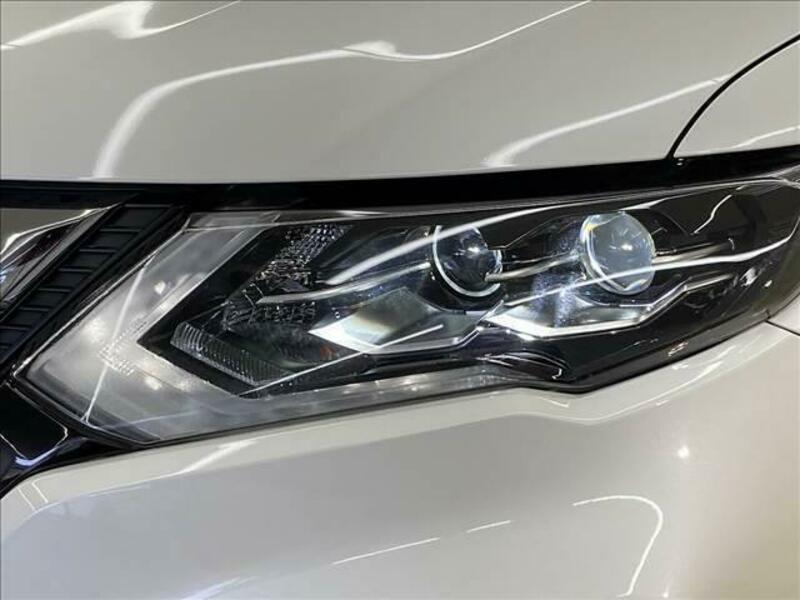 X-TRAIL-19
