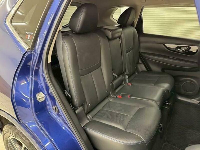 X-TRAIL-8
