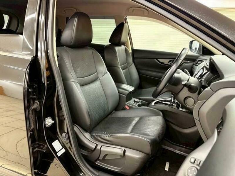 X-TRAIL-7