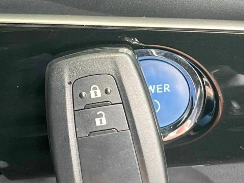 PRIUS-6