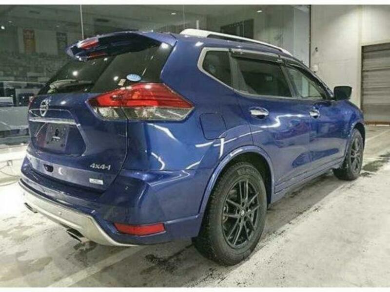 X-TRAIL-1