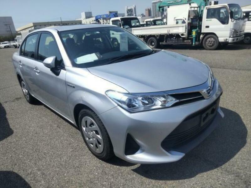 COROLLA AXIO-3