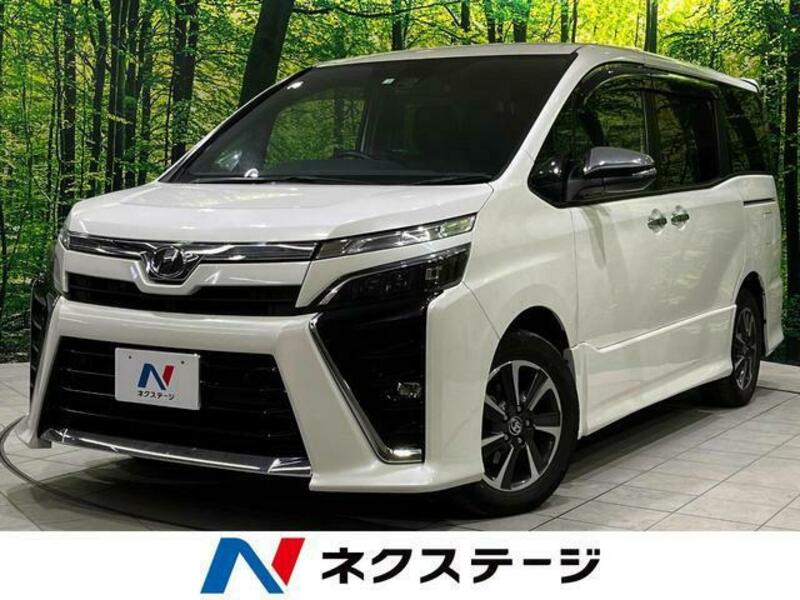 TOYOTA　VOXY