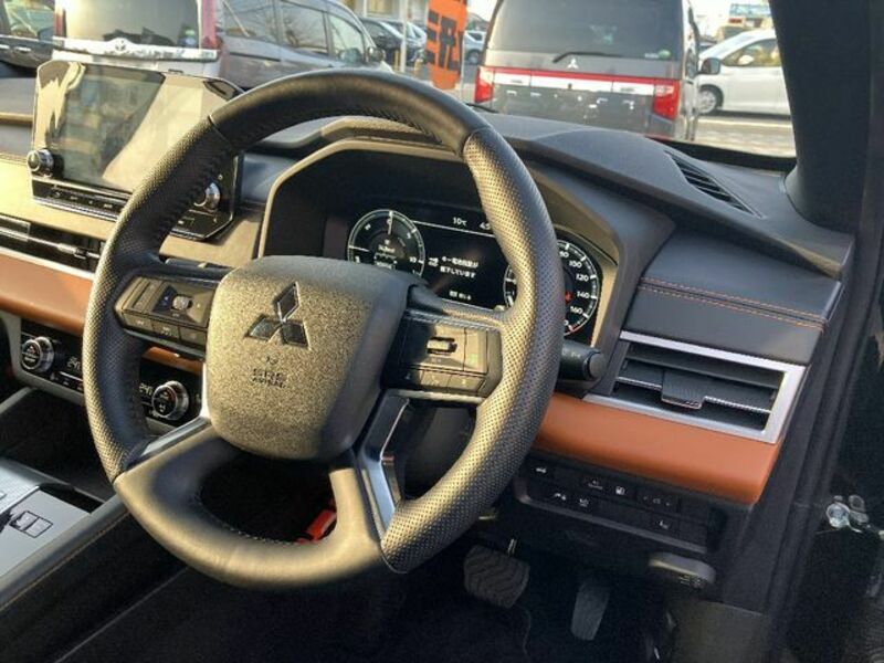 OUTLANDER PHEV