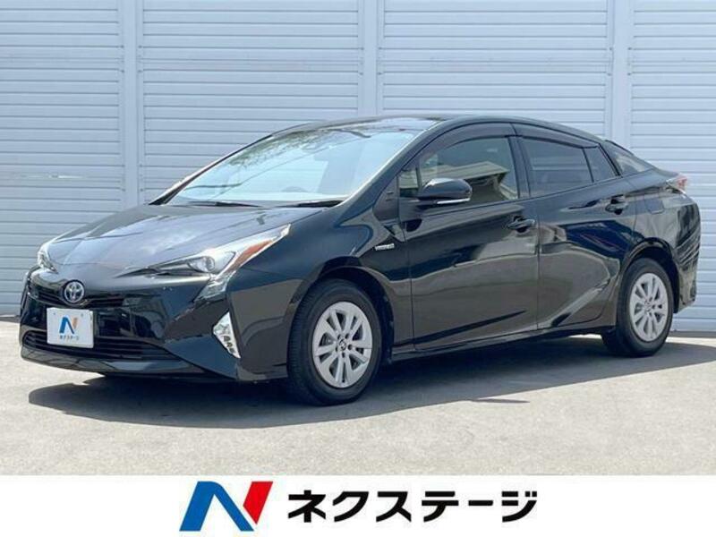 TOYOTA　PRIUS