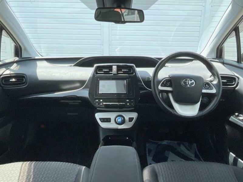 PRIUS-1