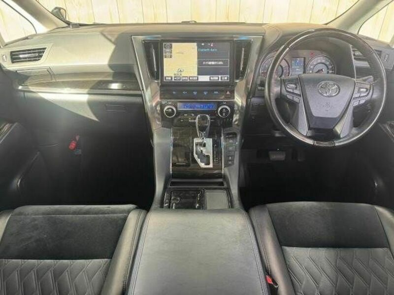 VELLFIRE-1