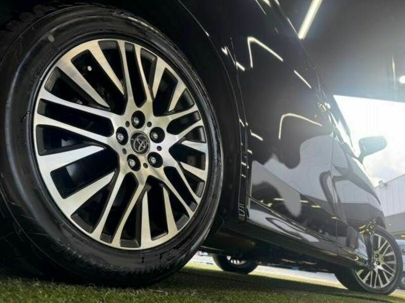 VELLFIRE-18