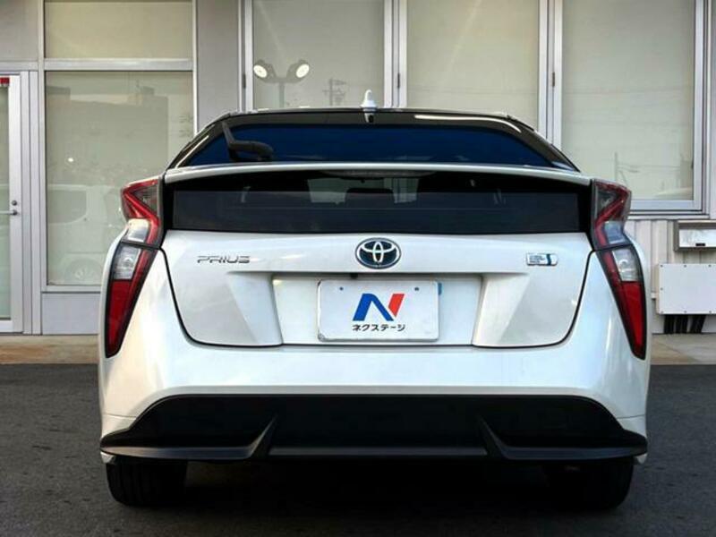 PRIUS-14
