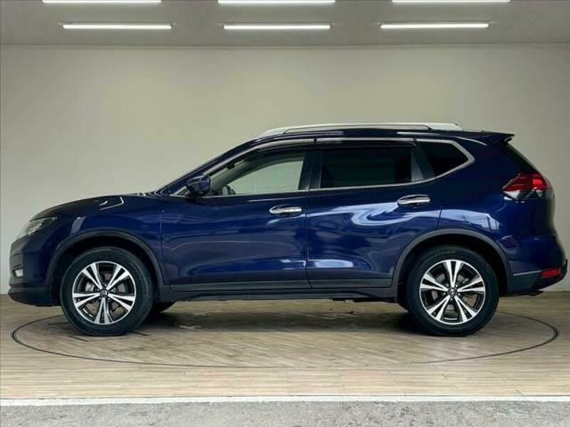 X-TRAIL-16