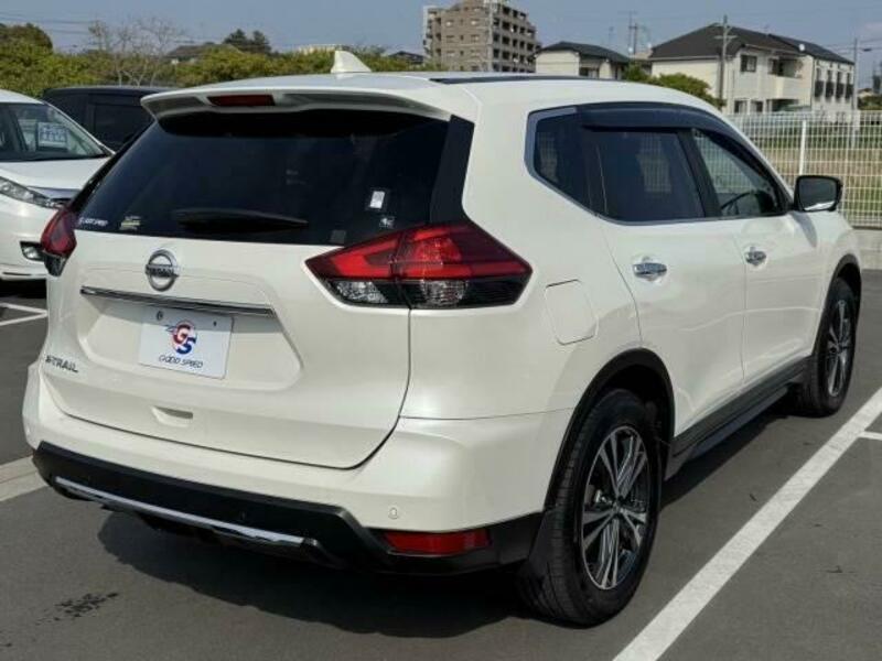 X-TRAIL-15