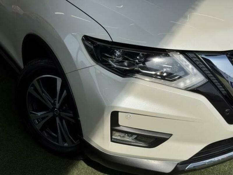 X-TRAIL-18