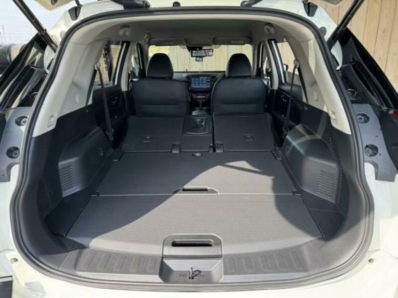 X-TRAIL-12