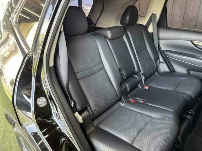 X-TRAIL-5