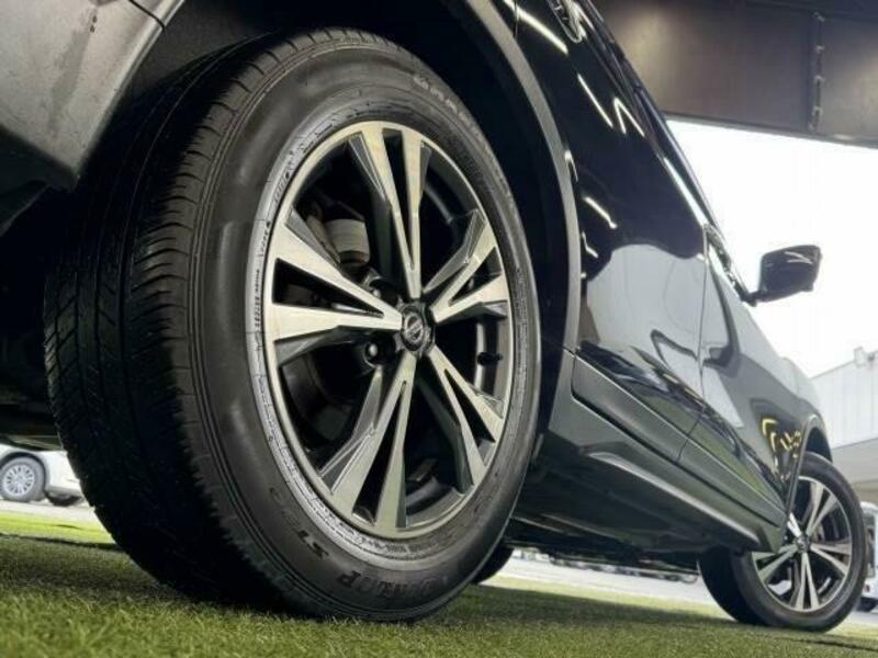 X-TRAIL-19