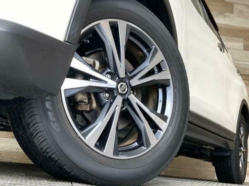 X-TRAIL-18
