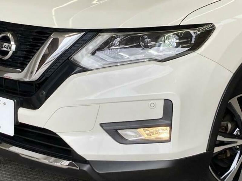 X-TRAIL-19
