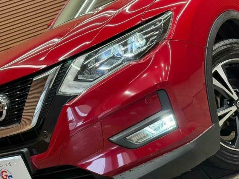 X-TRAIL-9