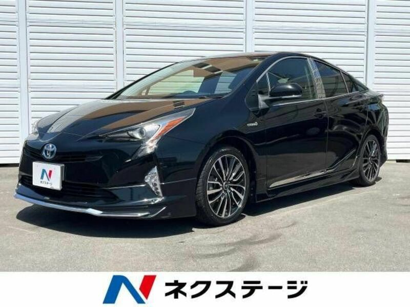 TOYOTA　PRIUS