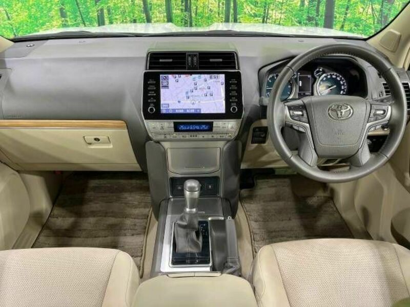 LAND CRUISER PRADO-1