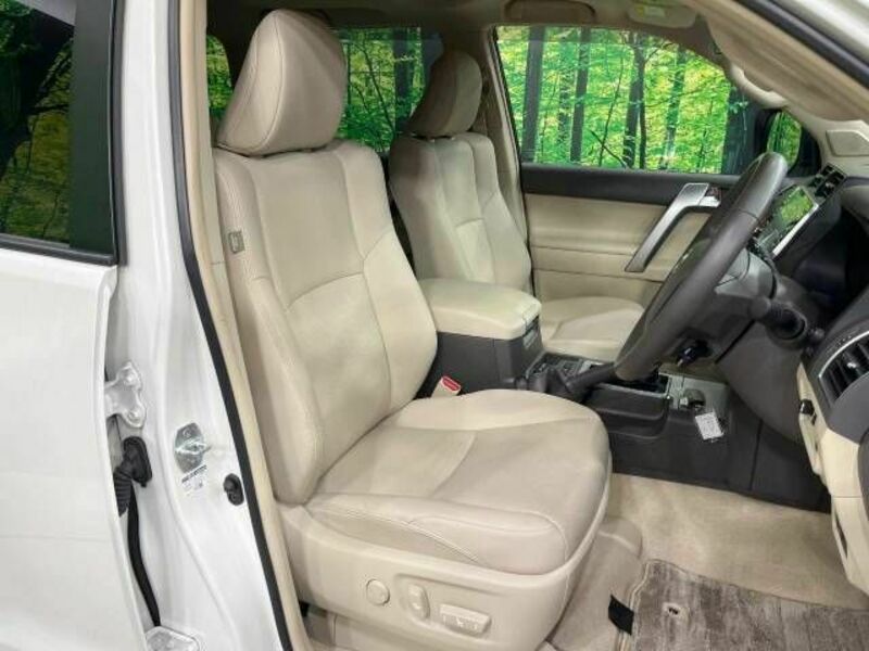 LAND CRUISER PRADO-7