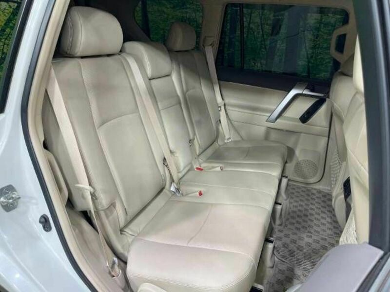 LAND CRUISER PRADO-8