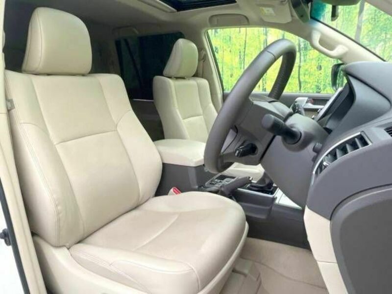 LAND CRUISER PRADO-7