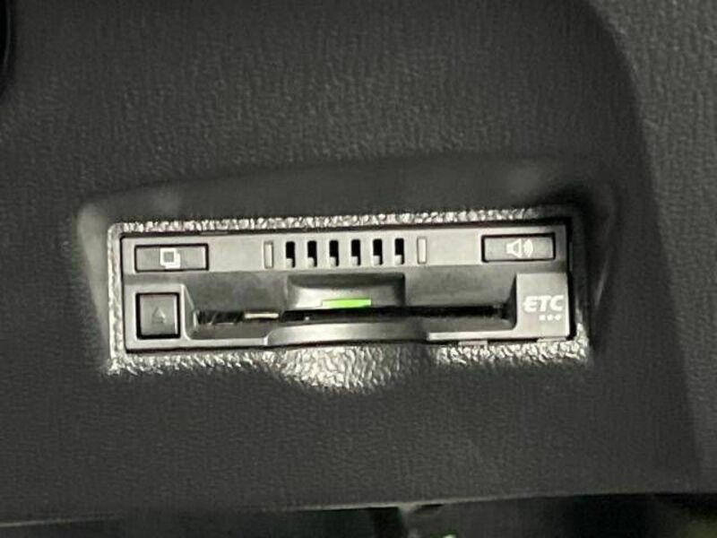 PRIUS-6