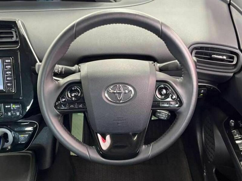 PRIUS-10