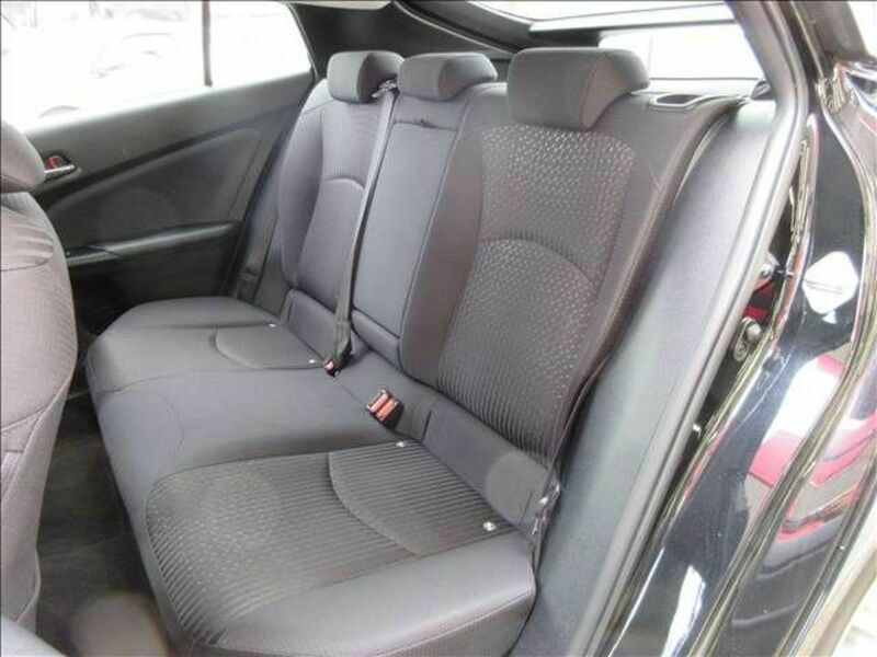 PRIUS-27