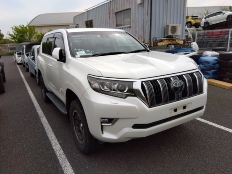 LAND CRUISER PRADO-1