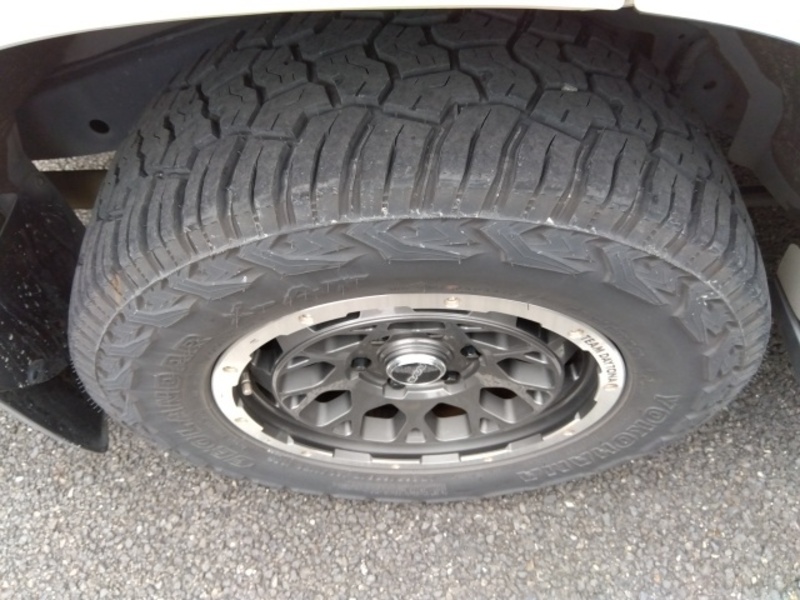LAND CRUISER PRADO-9