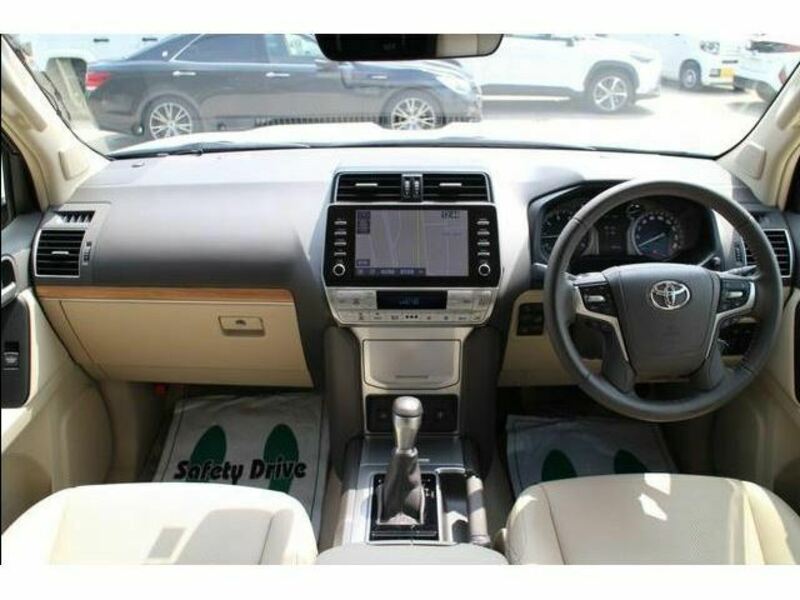 LAND CRUISER PRADO-10