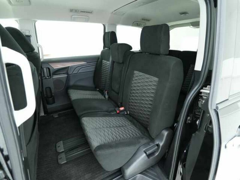 DELICA D5-12