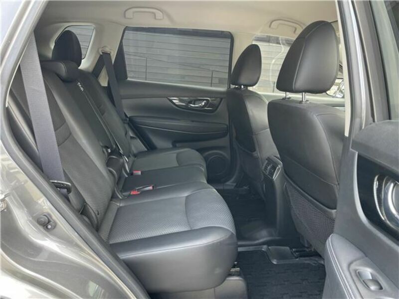 X-TRAIL-12