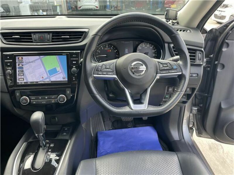X-TRAIL-13