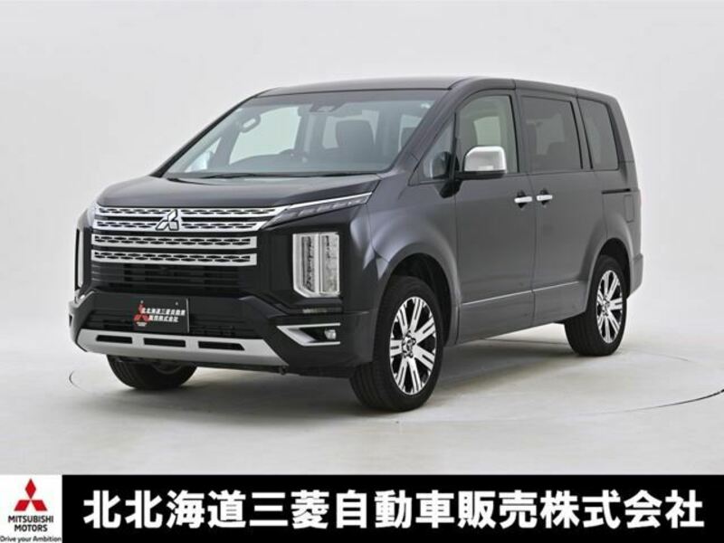 MITSUBISHI　DELICA D5