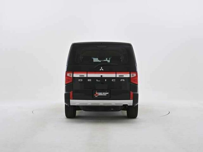 DELICA D5-9