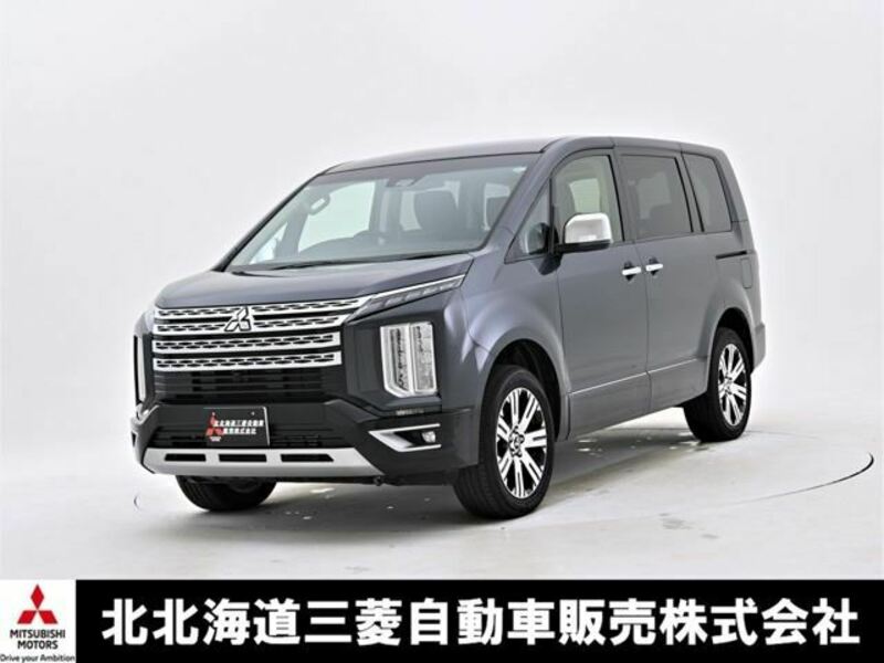 MITSUBISHI　DELICA D5