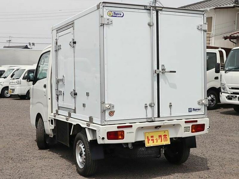 HIJET TRUCK-4