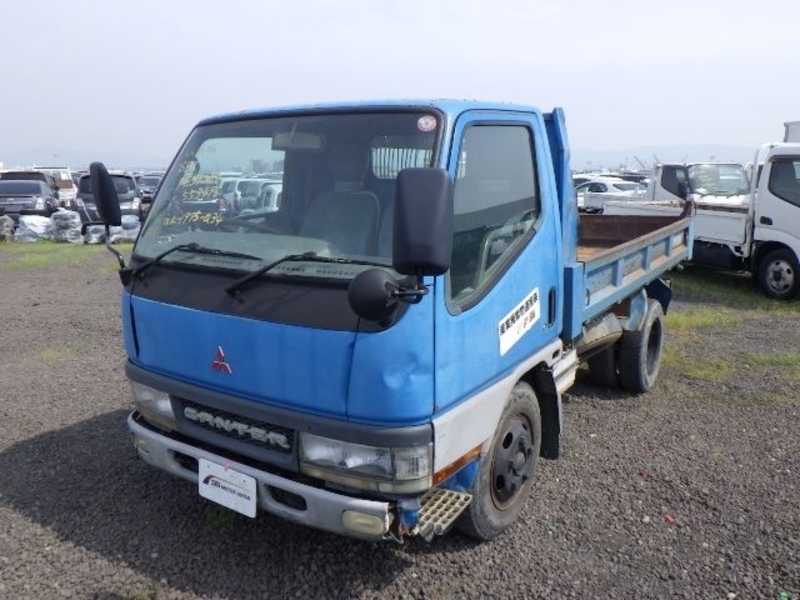 MITSUBISHI　CANTER