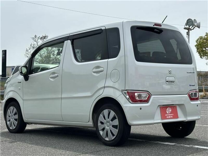 WAGON R-8