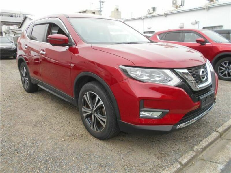 NISSAN　X-TRAIL