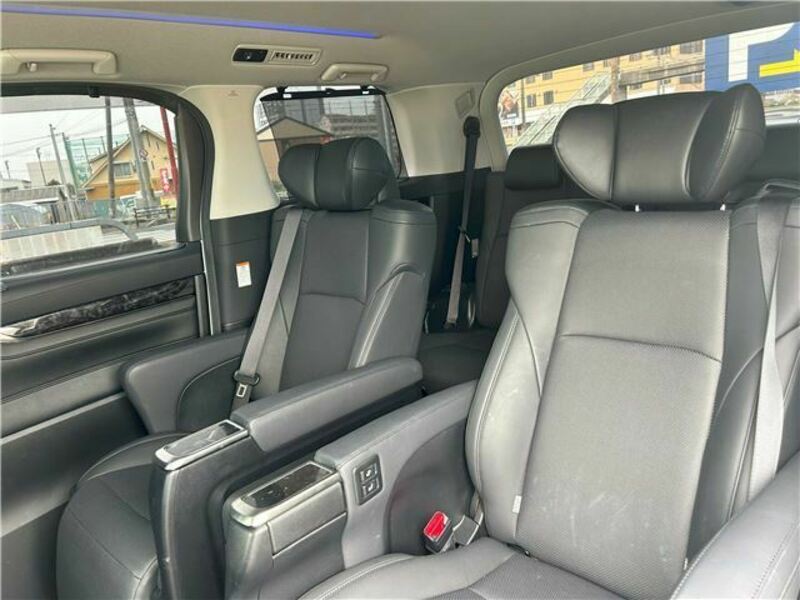 ALPHARD-11